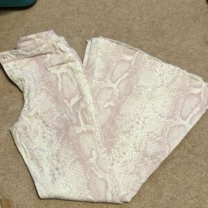 Lightly worn wide leg pants size medium